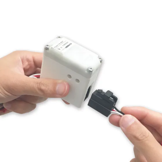 コネクタ嵌合チェッカー